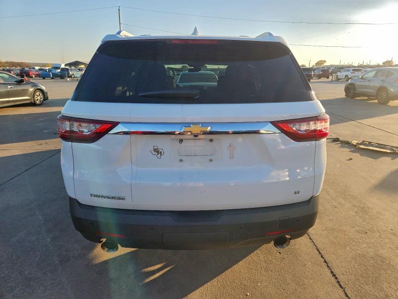 Photo 6 from auction – 2018 CHEVROLET TRAVERSE with VIN 1GNERGKW4JJ128797