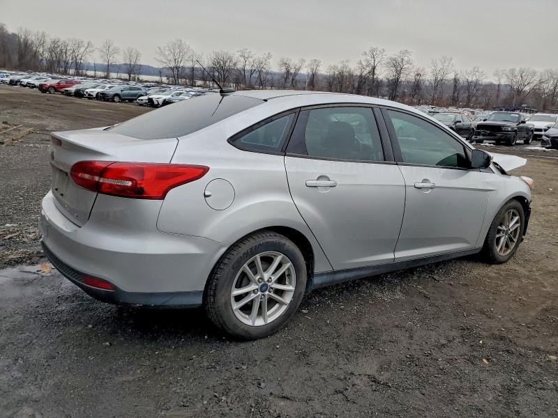 Photo 3 from auction – 2015 FORD FOCUS SE with VIN 1FADP3F26FL376593