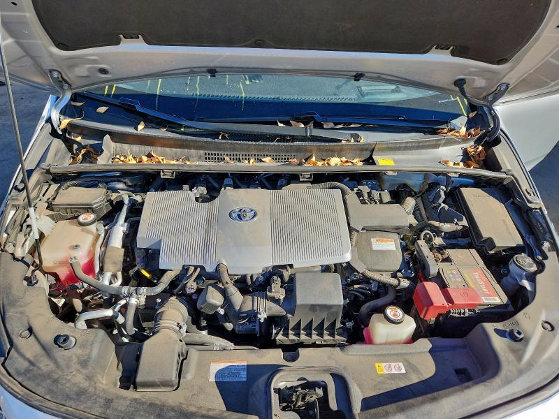 Photo 11 from auction – 2018 TOYOTA PRIUS PRIM with VIN JTDKARFP2J3071909