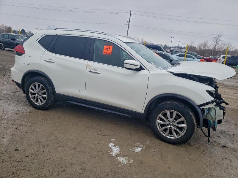 Photo 4 from auction – 2017 NISSAN ROGUE S with VIN KNMAT2MV7HP600739