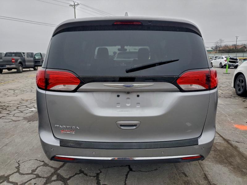 Photo 6 from auction – 2019 CHRYSLER PACIFICA T with VIN 2C4RC1BG2KR554342