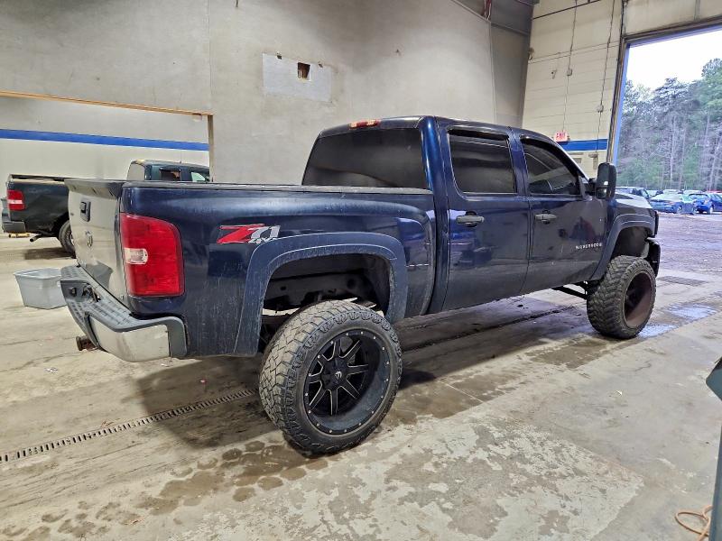 Photo 3 from auction – 2007 CHEVROLET SILVERADO with VIN 2GCEK13C971643733