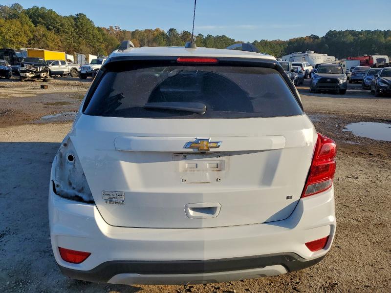 Photo 6 from auction – 2017 CHEVROLET TRAX 1LT with VIN KL7CJLSB6HB098801