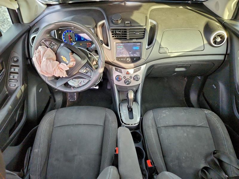 Photo 8 from auction – 2015 CHEVROLET TRAX 1LT with VIN KL7CJLSB5FB163828