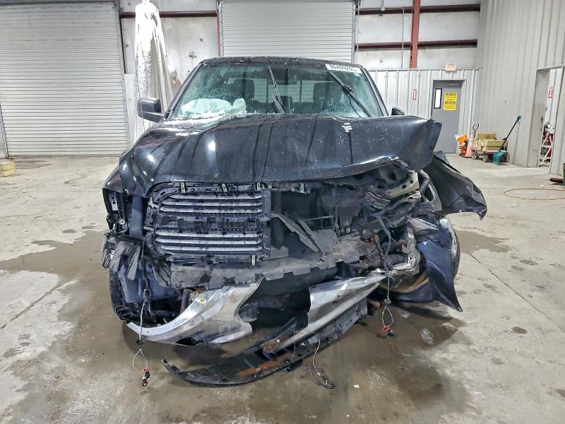 Photo 5 from auction – 2016 RAM 1500 SLT with VIN 1C6RR7GT8GS384203