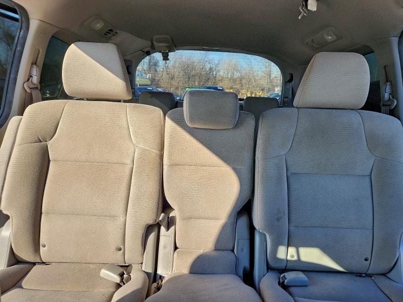 Фото 10 с аукциона – 2011 HONDA ODYSSEY с VIN 5FNRL5H45BB101302