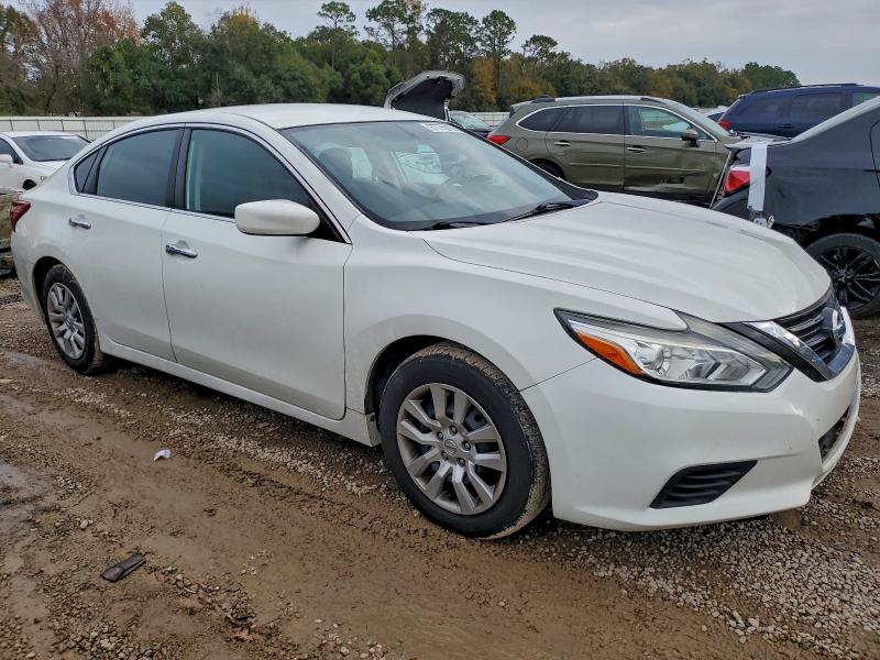 صورة رقم 4 من المزاد - 2018 NISS ALTIMA مع VIN 1N4AL3AP2JC158001