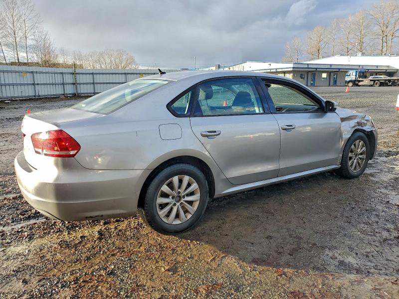 Photo 3 from auction – 2013 VOLKSWAGEN PASSAT S with VIN 1VWAP7A31DC045919