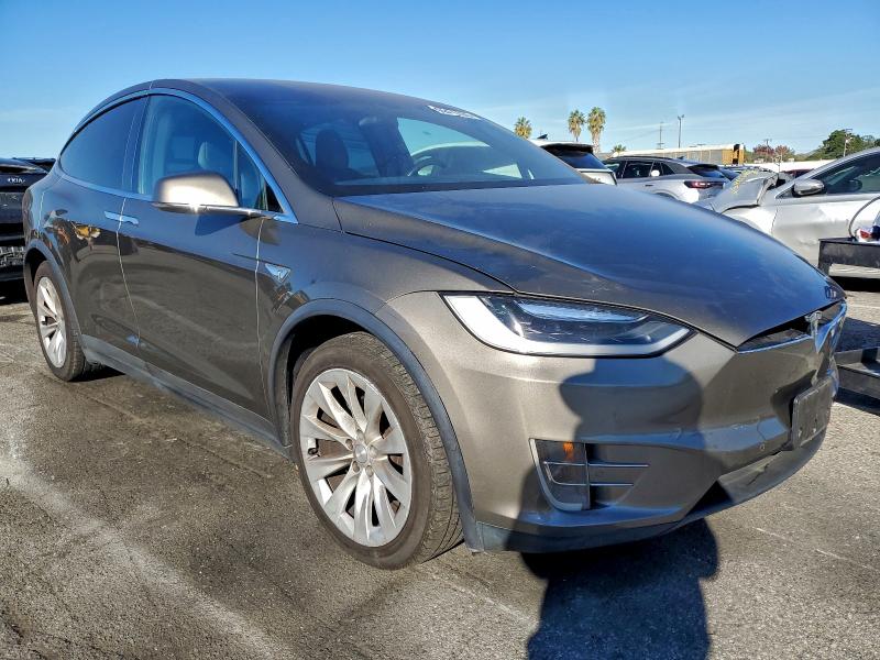 Photo 4 from auction – 2016 TESLA MODEL X with VIN 5YJXCBE24GF005449