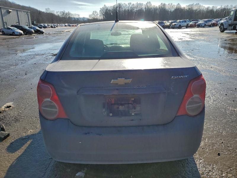 Photo 6 from auction – 2014 CHEVROLET SONIC LS with VIN 1G1JA5SG8E4225364