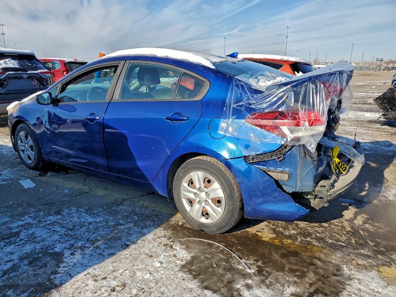 Photo 2 from auction – 2017 KIA FORTE LX with VIN 3KPFK4A7XHE157478