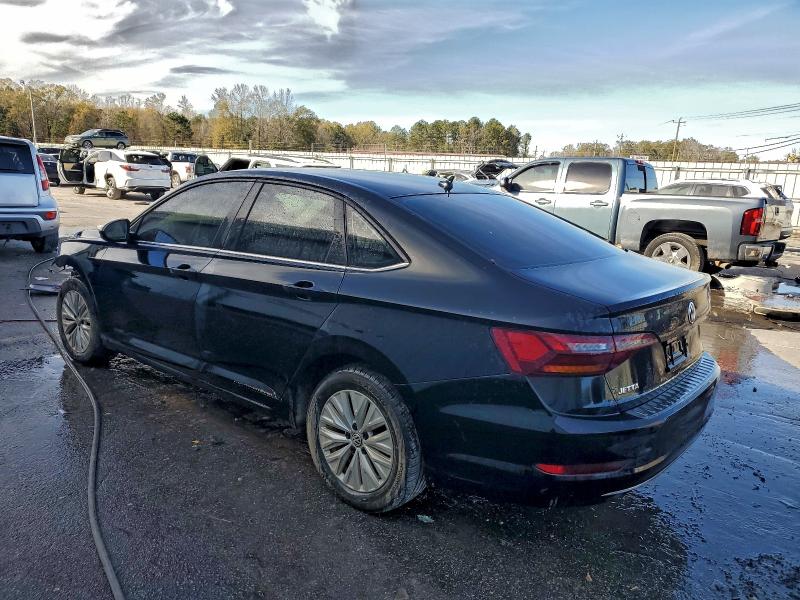 Photo 2 from auction – 2019 VOLKSWAGEN JETTA S with VIN 3VWC57BU2KM239716