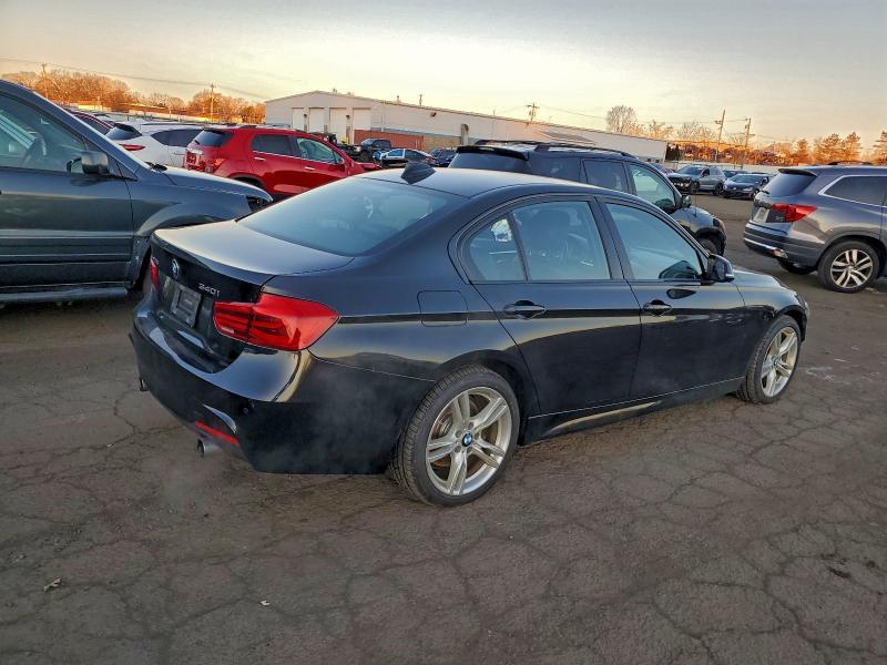 Photo 3 from auction – 2017 BMW 340 XI with VIN WBA8B7G50HNT70867