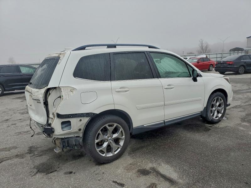 Photo 3 from auction – 2017 SUBARU FORESTER 2 with VIN JF2SJAWC5HH496957