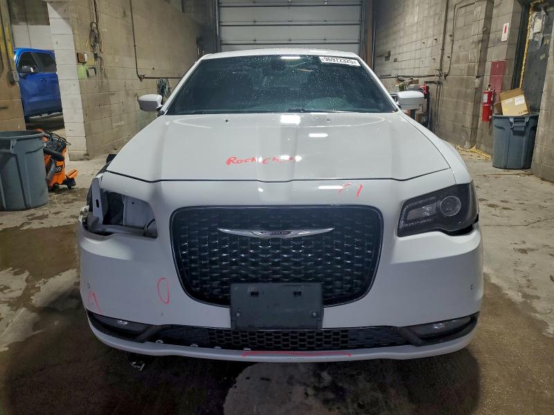 Photo 5 from auction – 2015 CHRYSLER 300 S with VIN 2C3CCAGG8FH876272
