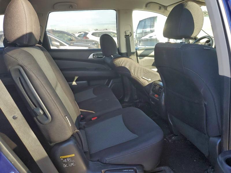 Photo 10 from auction – 2019 NISSAN PATHFINDER with VIN 5N1DR2MM6KC637651