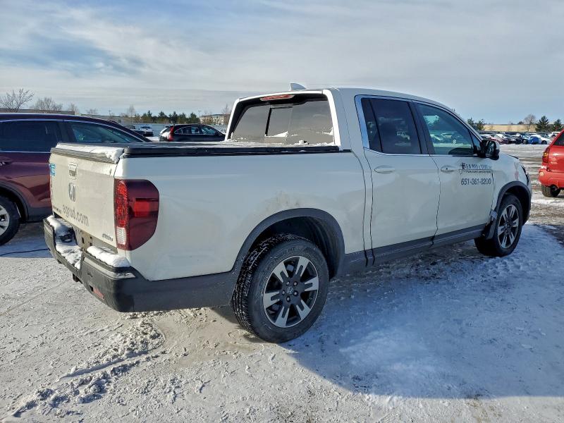 Photo 3 from auction – 2019 HONDA RIDGELINE with VIN 5FPYK3F64KB001352
