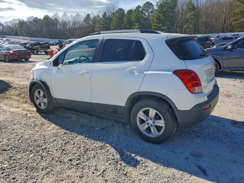 Photo 2 from auction – 2015 CHEVROLET TRAX 1LT with VIN KL7CJLSB4FB231391