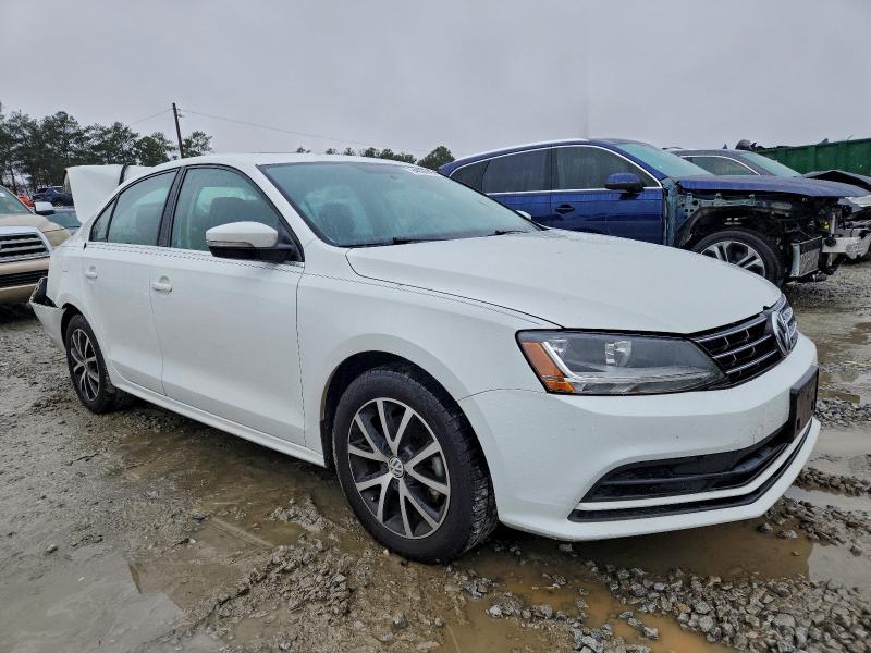 Photo 4 from auction – 2018 VOLKSWAGEN JETTA SE with VIN 3VWDB7AJ2JM262965