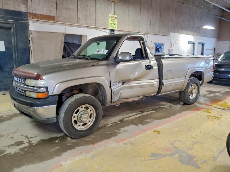 CHEVROLET SILVERADO 2000 with VIN 1GCGK24U0YE101507 - Photo from auction