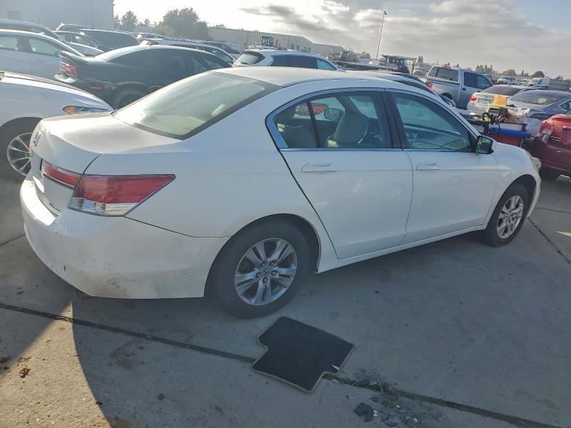 Photo 3 from auction – 2012 HONDA ACCORD SE with VIN 1HGCP2F61CA057193