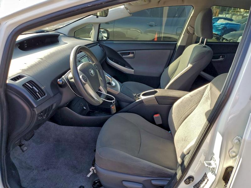 Photo 7 from auction – 2015 TOYOTA PRIUS with VIN JTDKN3DU0F1918696