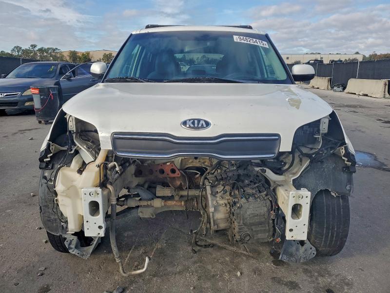 Zdjęcie 5 z aukcji – 2019 KIA SOUL z VIN KNDJN2A28K7692004