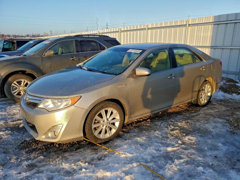 Photo 1 from auction – 2014 TOYOTA CAMRY HYBR with VIN 4T1BD1FK2EU102326