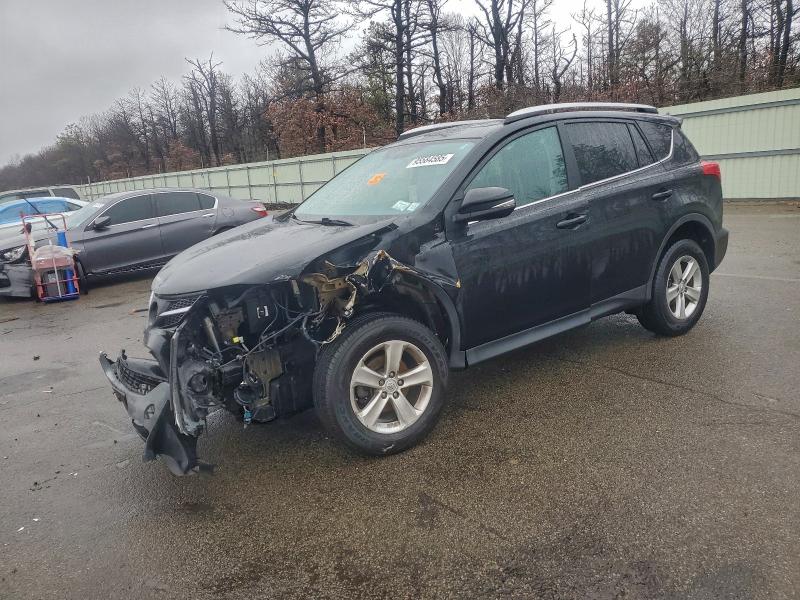TOYOTA RAV4 XLE 2013 with VIN 2T3RFREV6DW111426 - Photo from auction