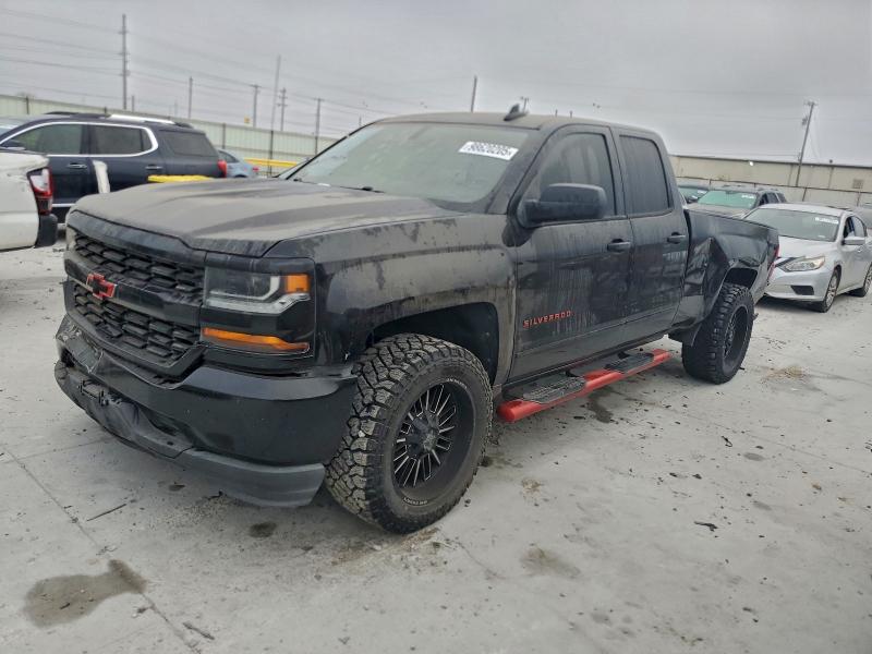 Photo 1 from auction – 2018 CHEVROLET SILVERADO with VIN 1GCRCRECXJZ341697