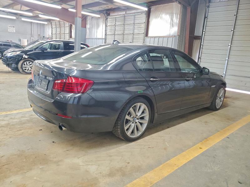 Zdjęcie 3 z aukcji – 2011 BMW 535 I z VIN WBAFR7C59BC602538