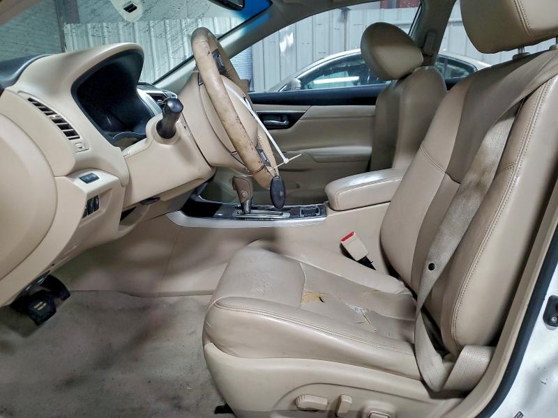 Photo 7 from auction – 2013 NISSAN ALTIMA 2.5 with VIN 1N4AL3AP0DN563203