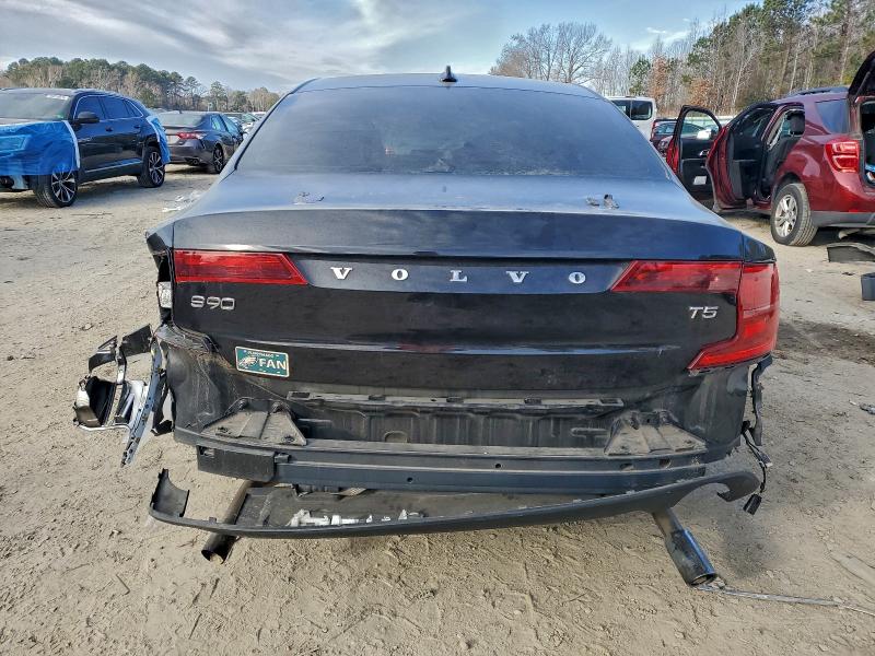 Photo 6 from auction – 2017 VOLVO S90 T5 MOM with VIN YV1102AK4H1007307