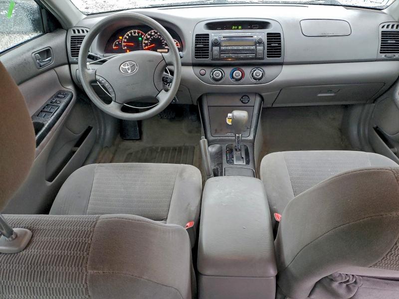 Photo 8 from auction – 2005 TOYOTA CAMRY LE with VIN 4T1BE32K45U963702