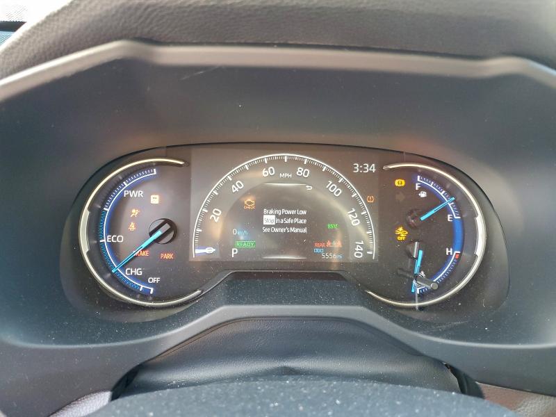 Photo 9 from auction – 2025 TOYOTA RAV4 XLE with VIN JTMRWRFV1SJ076871