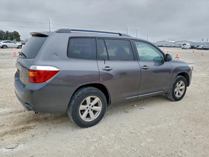 Photo 3 from auction – 2010 TOYOTA HIGHLANDER with VIN 5TDKK3EH9AS020359