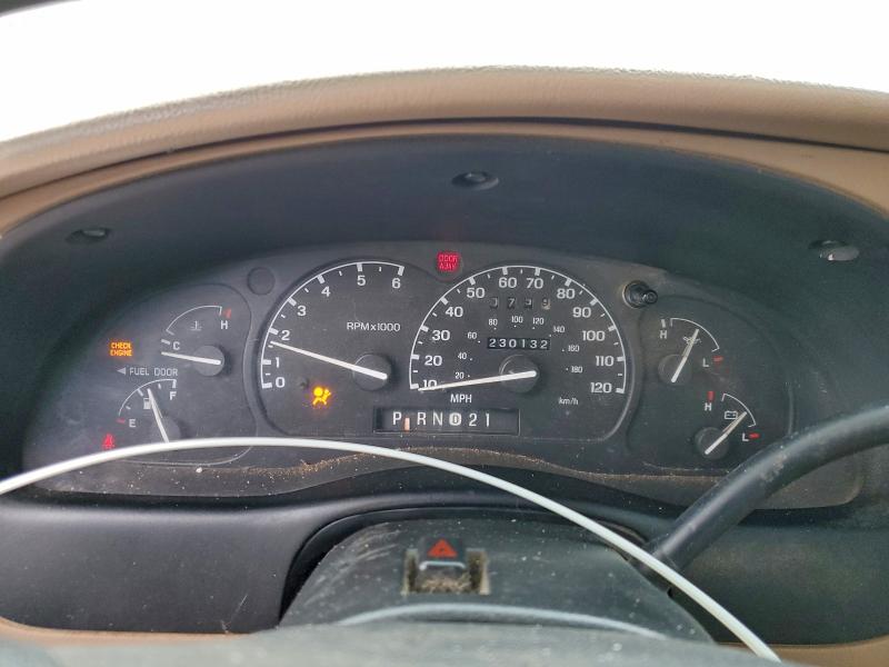 Photo 9 from auction – 1998 FORD RANGER with VIN 1FTYR10C9WTA17752