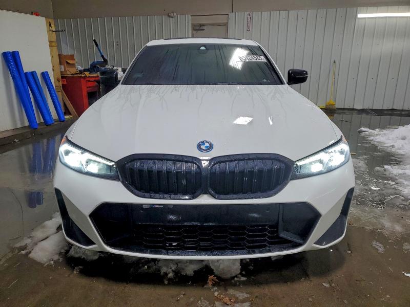 Foto 5 de la subasta – 2023 BMW 330XE con VIN 3MW39FS03P8D11969
