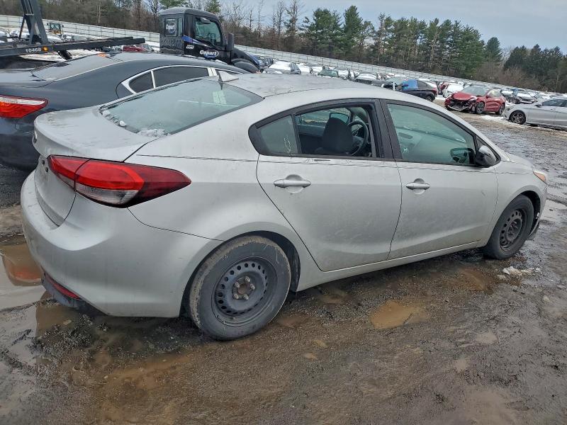 Photo 3 from auction – 2017 KIA FORTE with VIN 3KPFK4A70HE161751