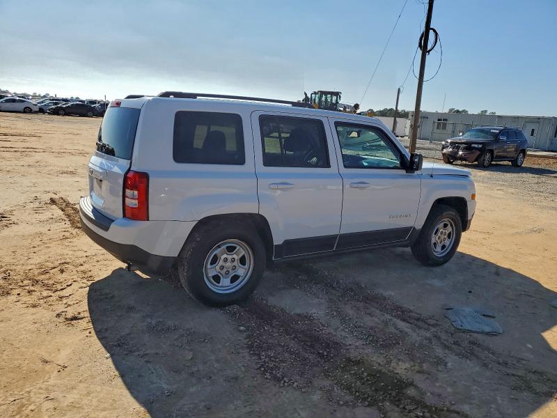 Photo 3 from auction – 2016 JEEP PATRIOT SP with VIN 1C4NJPBB8GD749562