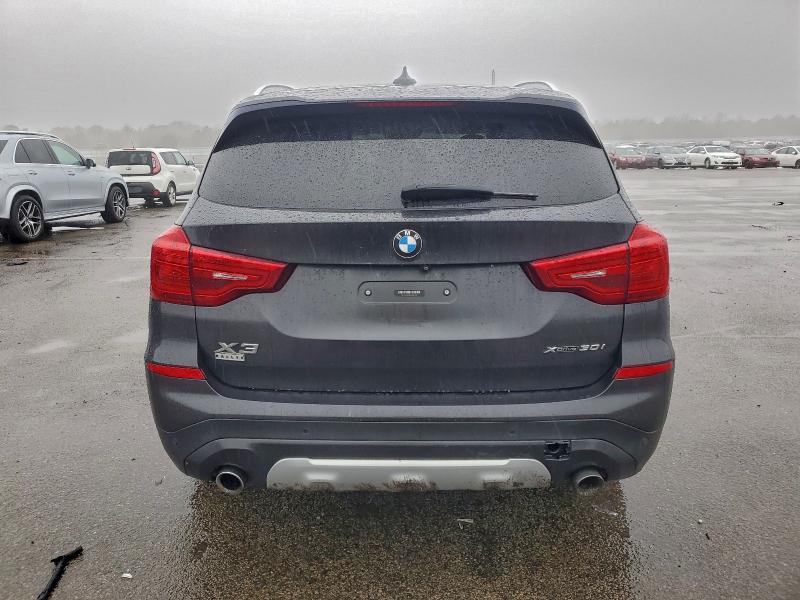 Photo 6 from auction – 2018 BMW X3 XDRIVE3 with VIN 5UXTR9C58JLD89101