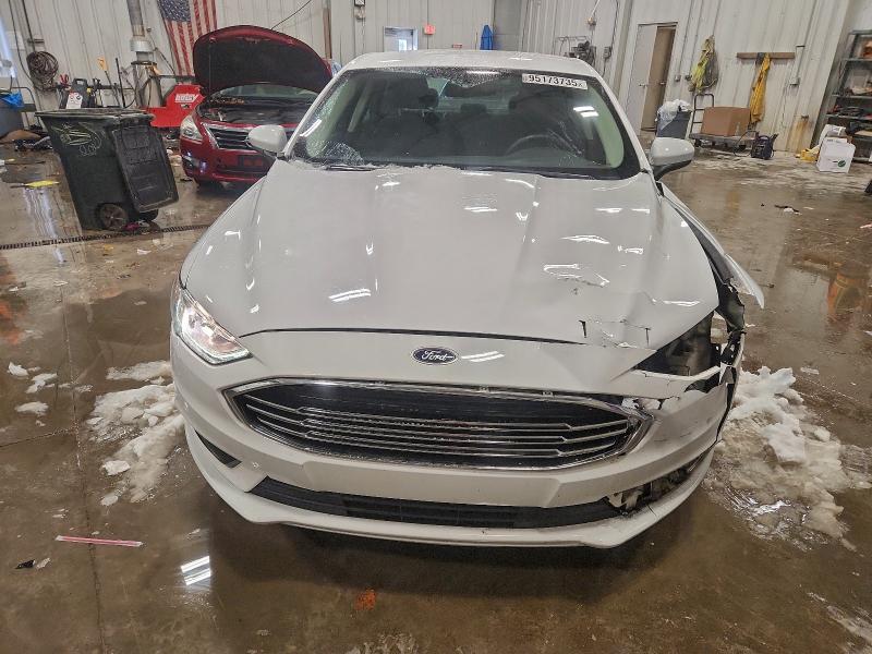 Photo 5 from auction – 2017 FORD FUSION SE with VIN 3FA6P0H72HR145677