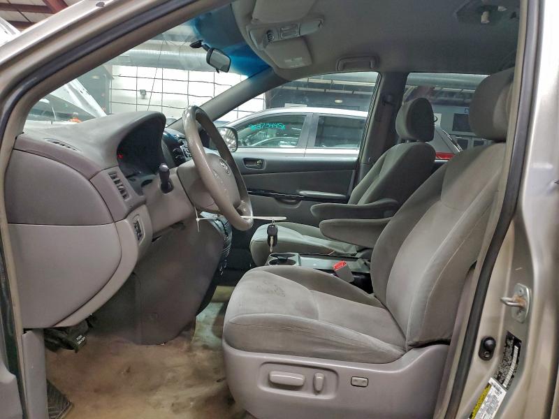 Photo 7 from auction – 2005 TOYOTA SIENNA CE with VIN 5TDZA23C65S263264