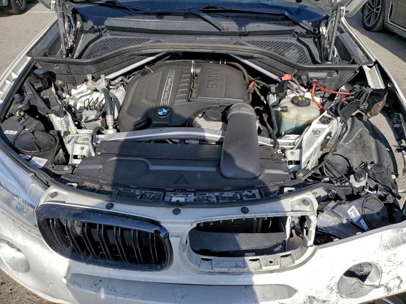 Photo 11 from auction – 2017 BMW X5 XDRIVE3 with VIN 5UXKR0C31H0V81247