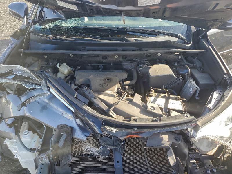 Photo 11 from auction – 2016 TOYOTA RAV4 with VIN JTMRFREV6GJ094646