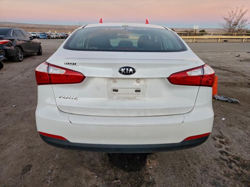 Photo 6 from auction – 2015 KIA FORTE LX with VIN KNAFX4A69F5311533