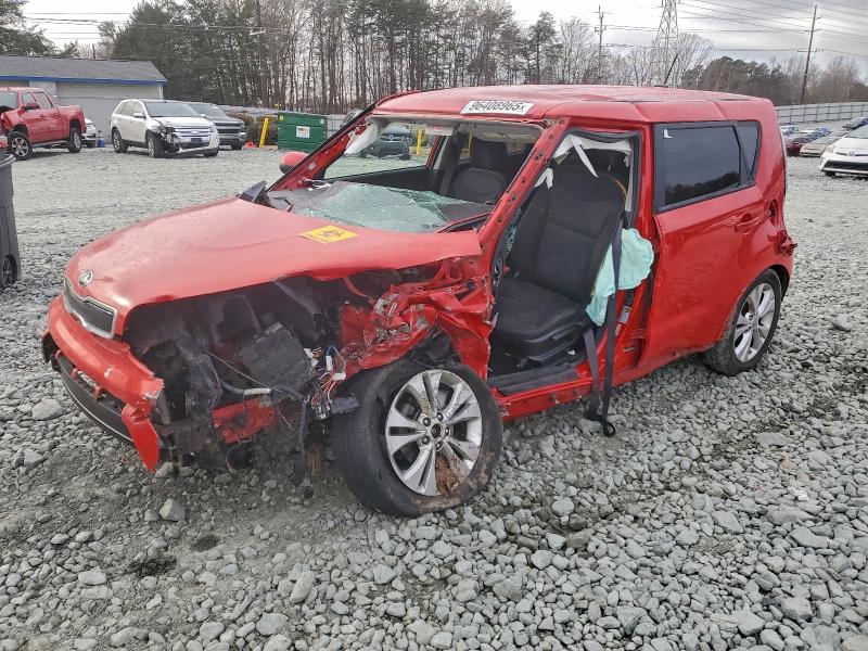 KIA SOUL 2015 with VIN KNDJP3A52F7747921 - Photo from auction