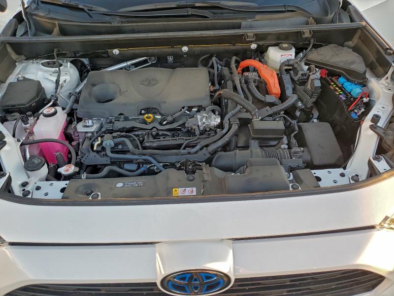 Photo 11 from auction – 2024 TOYOTA RAV4 XLE with VIN JTMRWRFV3RD264624