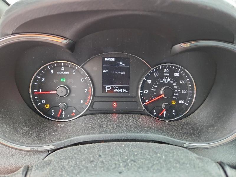 Photo 9 from auction – 2016 KIA FORTE LX with VIN KNAFK4A63G5611908