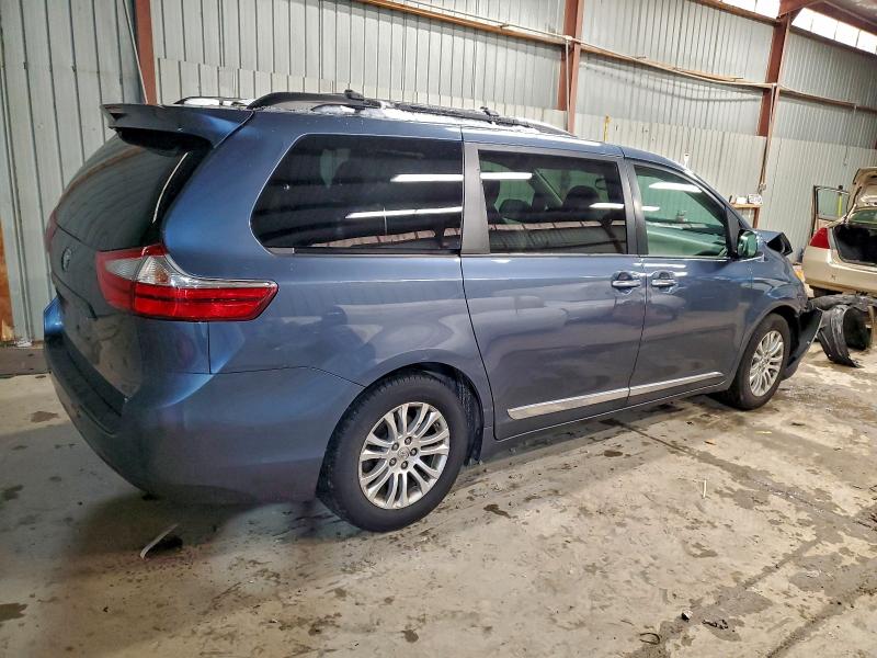 Photo 3 from auction – 2015 TOYOTA SIENNA XLE with VIN 5TDYK3DC2FS560840